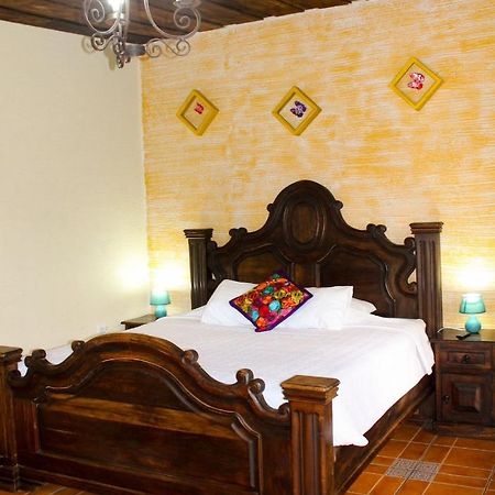 Hotel El Mirador Anexo 1 Santa Lucía Milpas Altas 外观 照片