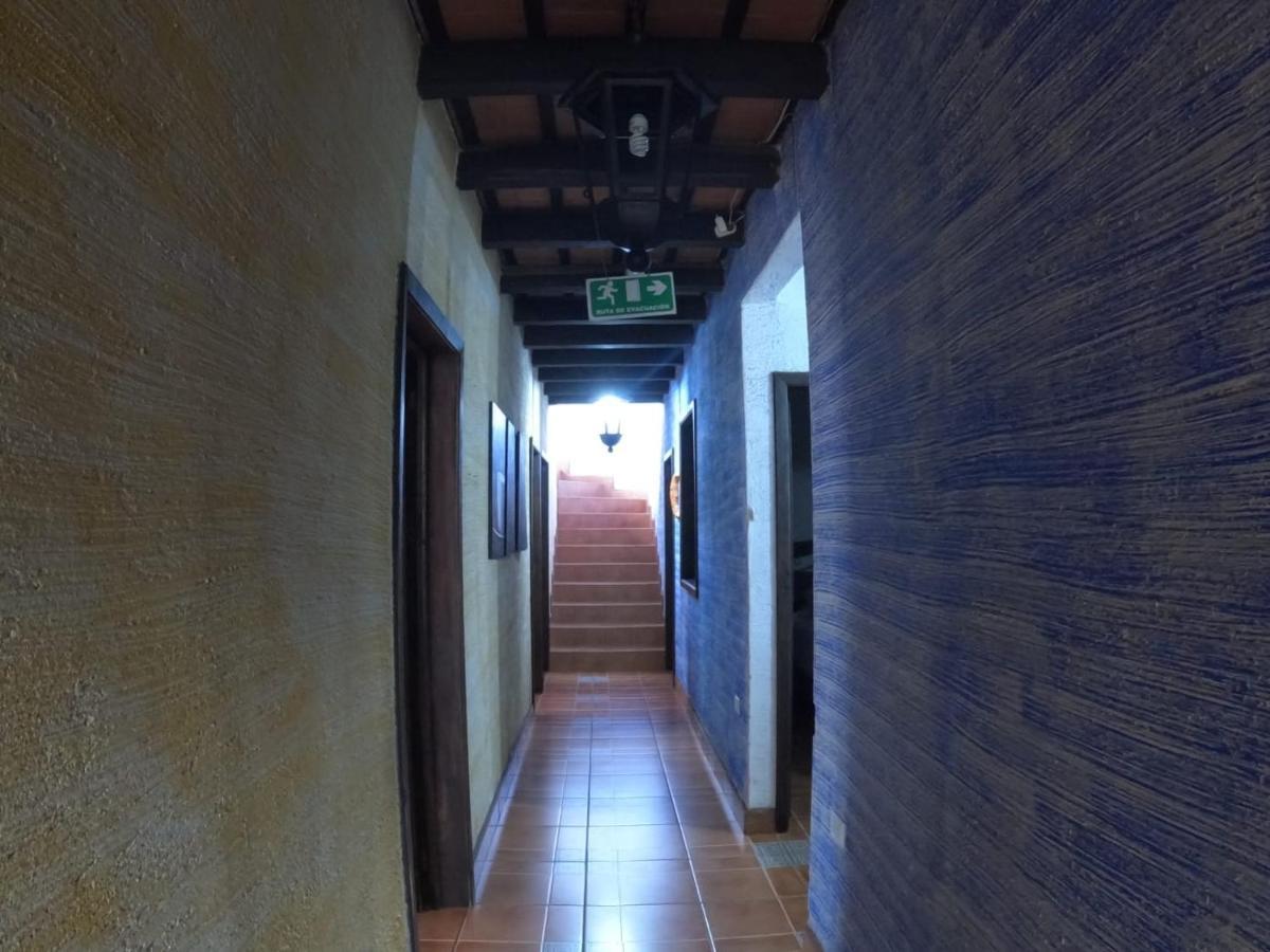 Hotel El Mirador Anexo 1 Santa Lucía Milpas Altas 外观 照片