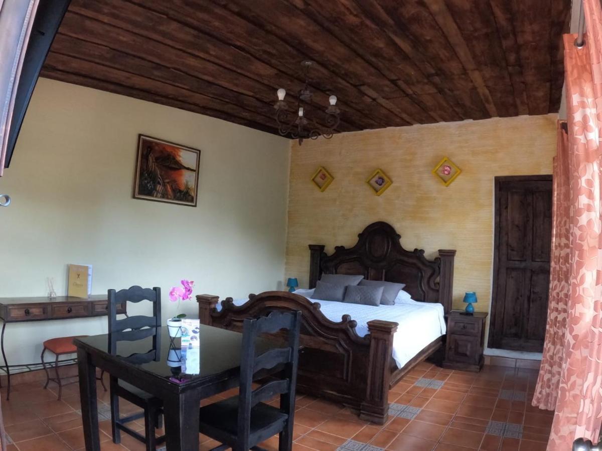 Hotel El Mirador Anexo 1 Santa Lucía Milpas Altas 外观 照片