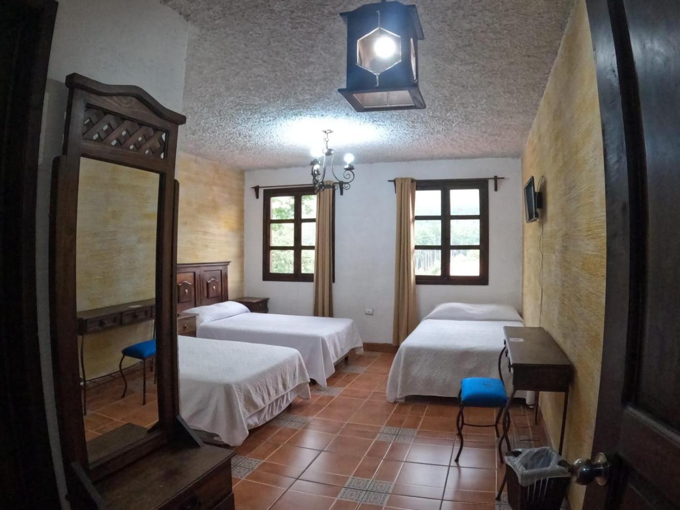 Hotel El Mirador Anexo 1 Santa Lucía Milpas Altas 客房 照片