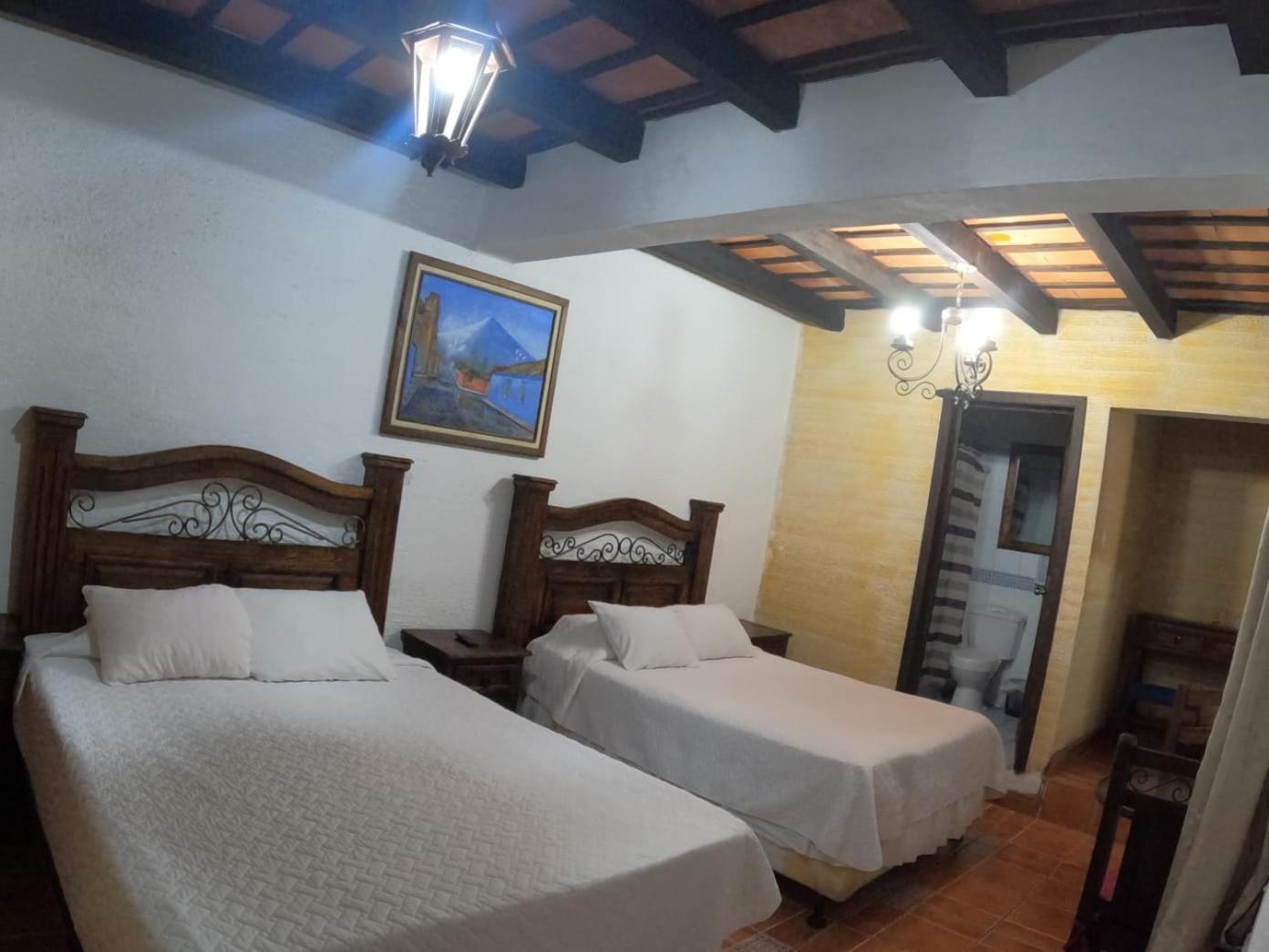 Hotel El Mirador Anexo 1 Santa Lucía Milpas Altas 客房 照片